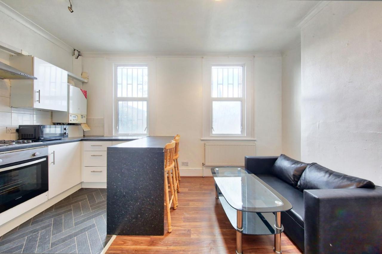 Отель Cozy London Flat Экстерьер фото